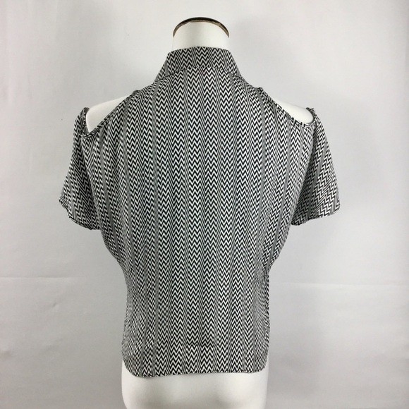 Parker Silk Short Flutter Sleeve Cold Shoulder Button Front Collared Top Size XS - Picture 8 of 15